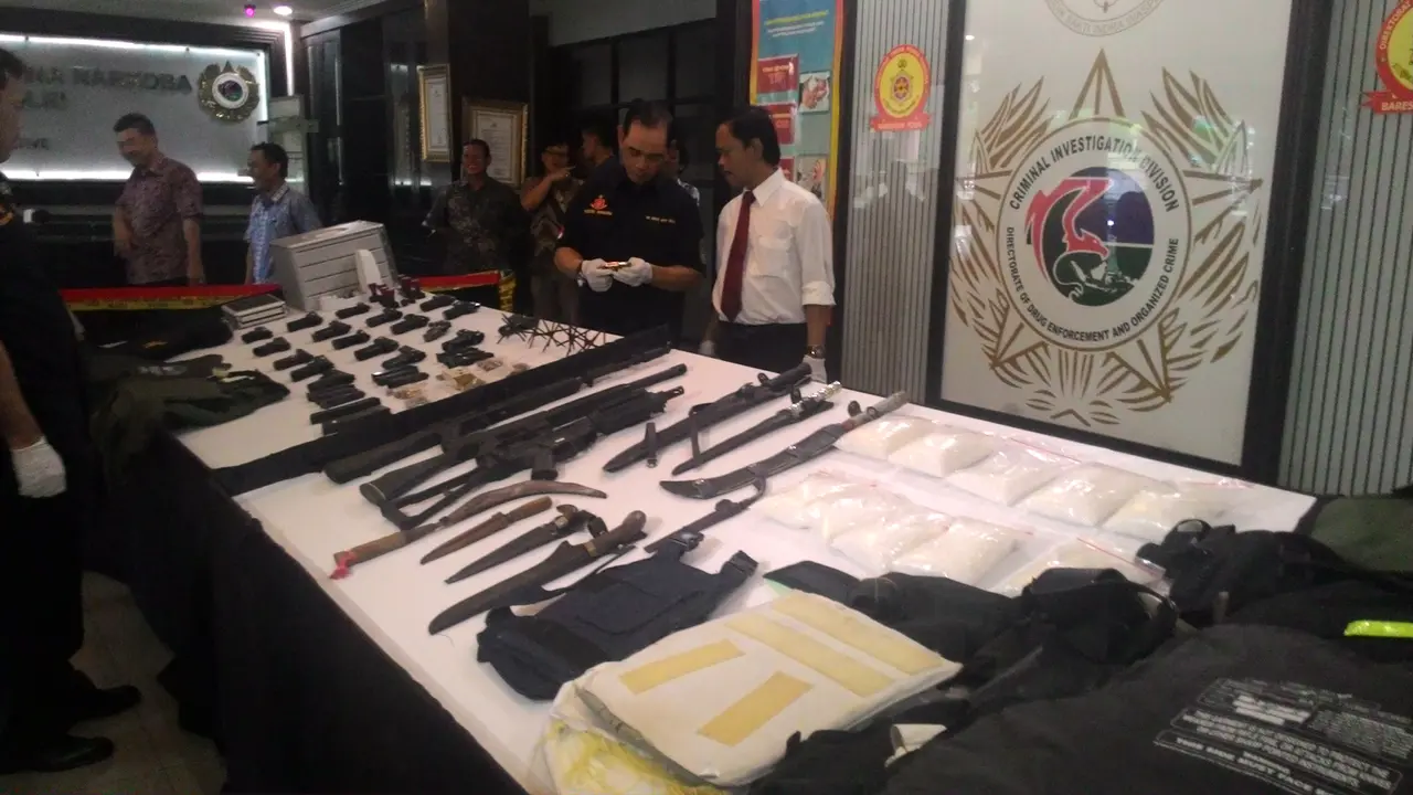 Polisi Tangkap Purnawirawan TNI AL Pengedar Sabu Internasional
