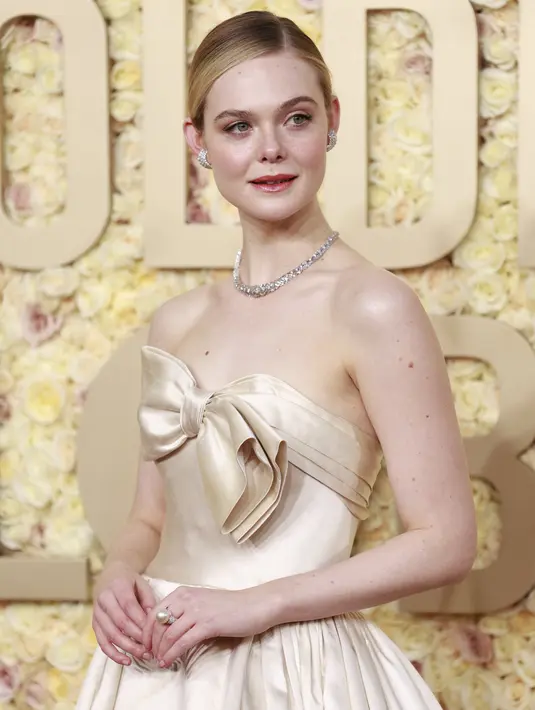 Elle Fanning malam ini dinominasikan sebagai Aktris Terbaik dalam Film Musikal atau Komedi untuk perannya sebagai Catherine yang Agung dalam The Great, Fanning. (Michael TRAN / AFP)