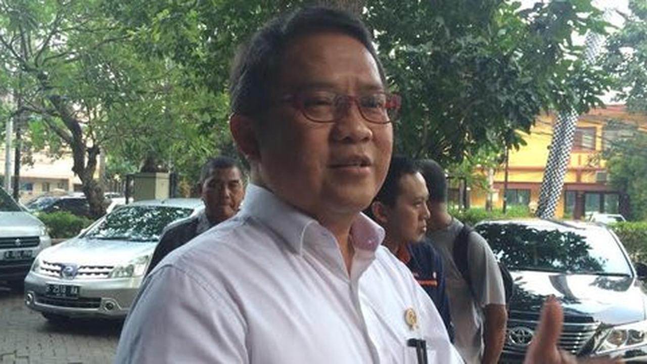 Ditanya kelanjutan OTT lokal, Menkominfo cuma senyum