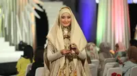 Wardah Luncurkan Crystallure Lipstick