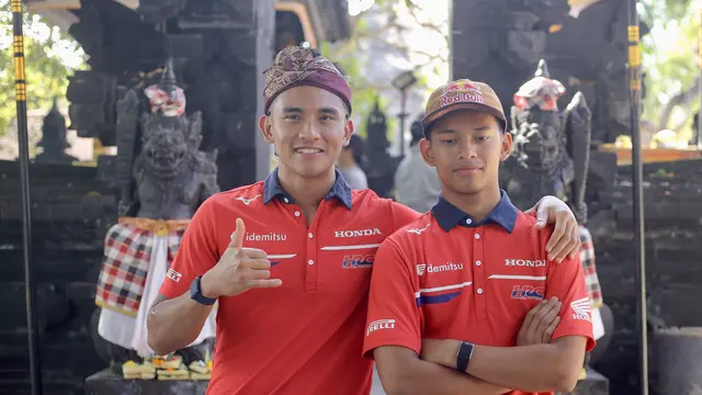 Rider Moto2 Mario Suryo Aji dan rider Moto3 Veda Ega Pratama