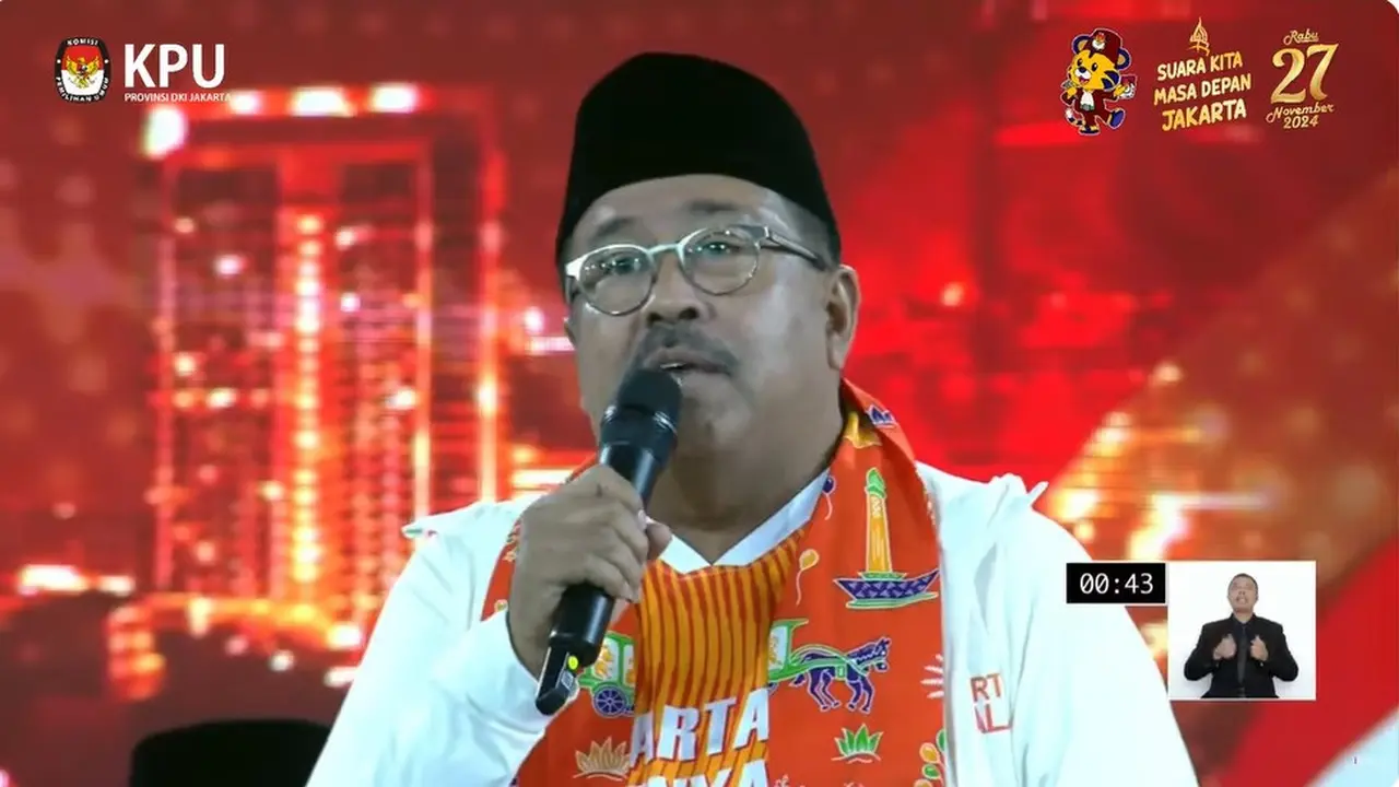 Cawagub Jakarta nomor urut 3 Rano Karno dalam debat perdana Pilkada Jakarta 2024, Minggu (6/10/2024) di JIExpo Kemayoran, Jakarta Pusat.