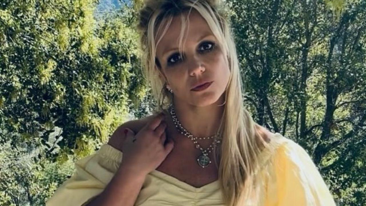 Britney Spears Memilih Menikahi Diri Sendiri, Ini Kisah Penuh Drama di Baliknya