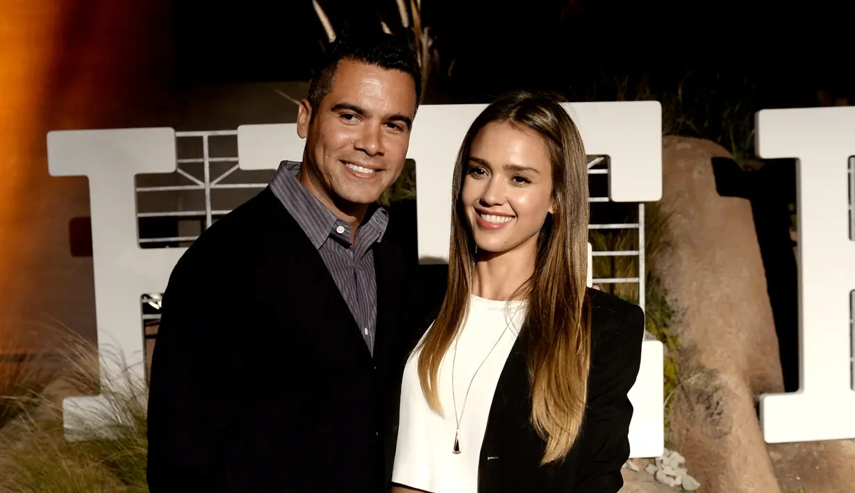 Usai bertemu dengan Cash Warren, Jessica Alba menelpon sahabatnya dan mengatakan "Aku bertemu pria ini dan seperti sudah lama mengenalnya. Aku akan mengenalnya sepanjang hidupku." (KEVIN WINTER / GETTY IMAGES NORTH AMERICA / AFP)