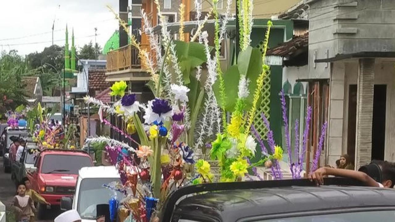 Tradisi Maulid Nabi Endog-endogan