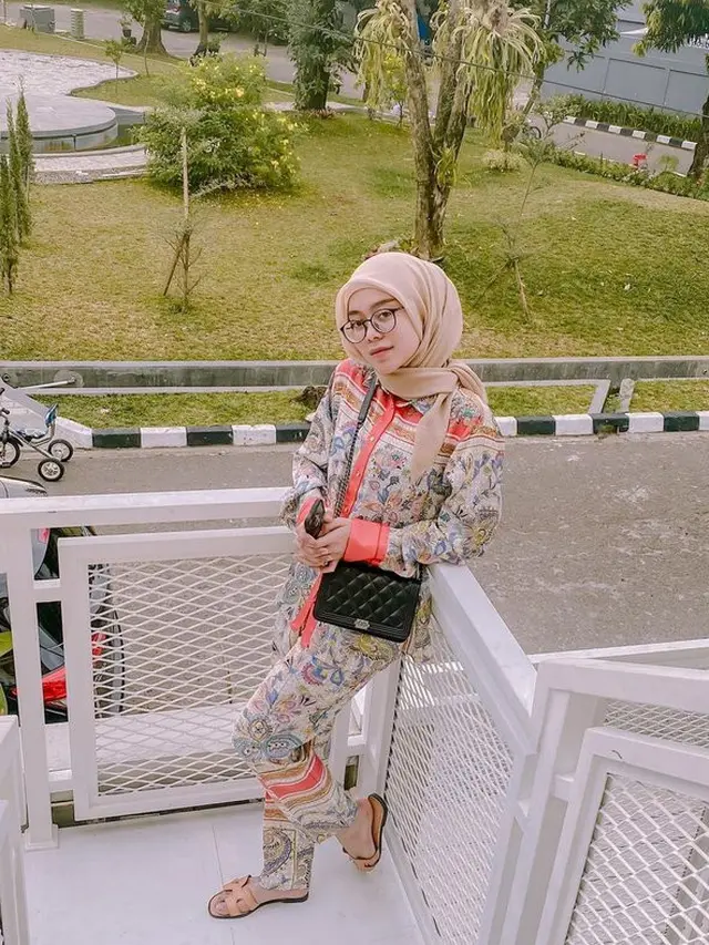 Lesti Kejora dan gaya berbusana (Instagram/lestykejora)