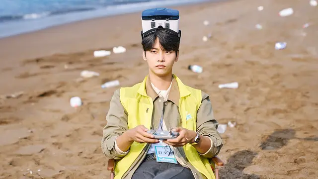 Cha Hak Yeon sebagai Kang Woo Hak
