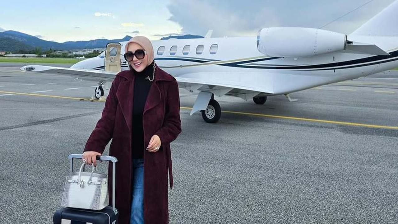 Potret Syahrini Tampil Mewah dan Elegan di Private Jet Menuju Karpet Merah Cannes 2025