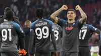 Napoli menunjukkan performa yang luar biasa saat berjumpa Ajax Amsterdam pada matchday ketiga Grup A Liga Champions 2022/2023. Walau berstatus tim tamu, Napoli menang dengan skor telak yakni 6-1. (AP Photo/Peter Dejong)