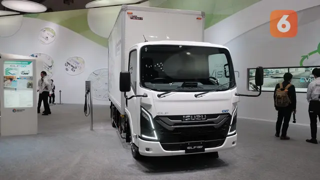 Isuzu Elf EV