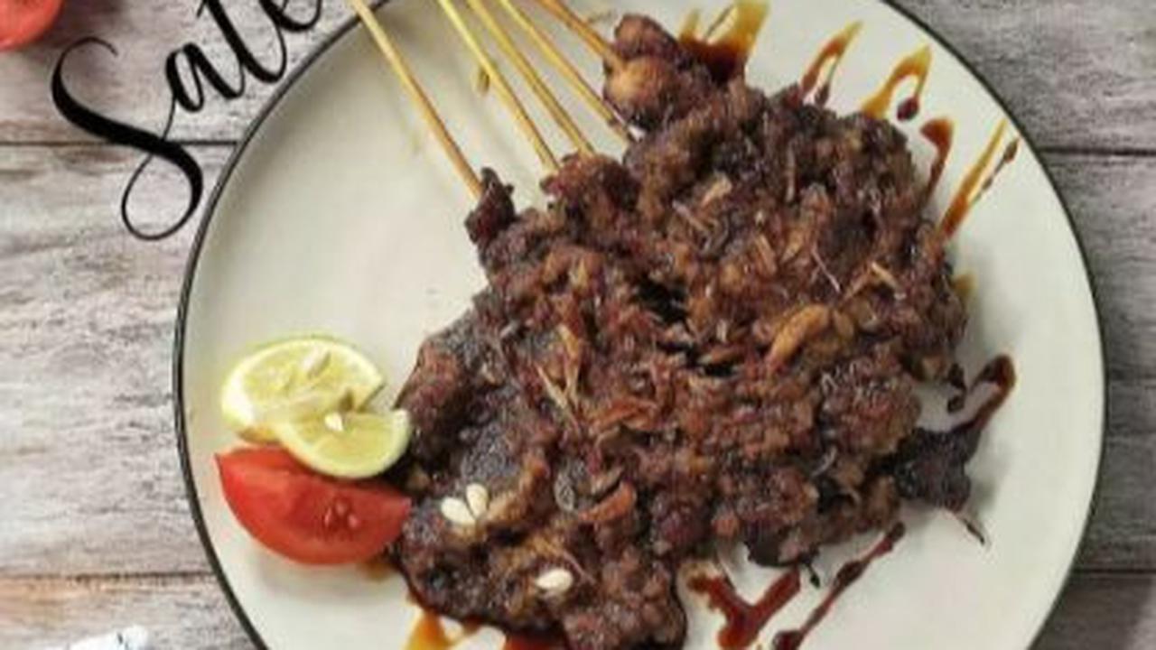 11. Sate: Protein dari Daging Bakar