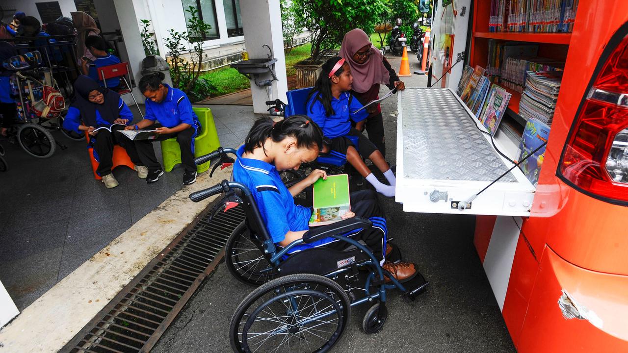 Penyandang difabel tingkatkan minat baca lewat perpustakaan keliling