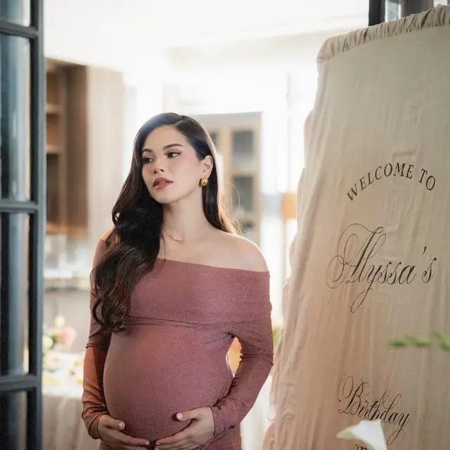 Potret Acara Ultah dan Baby Shower Alyssa Daguise yang Menampilkan Sisi Romantis Al Ghazali
