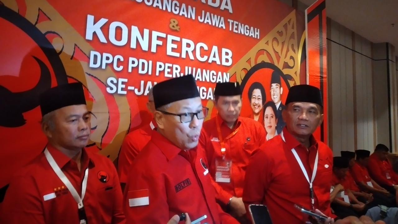 Gantikan Bambang Pacul, Dolfie Othniel Frederic Palit Resmi Dilantik Jadi Ketua DPD PDIP Jateng