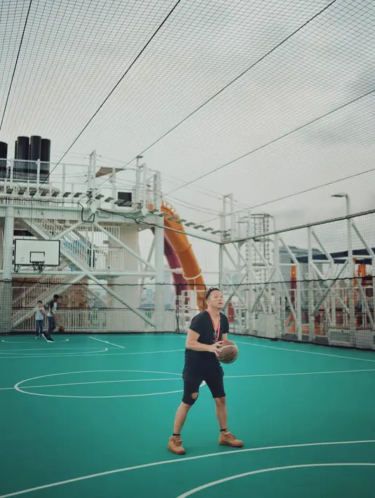 Ringgo Agus Rahman dan Sabai Morscheck