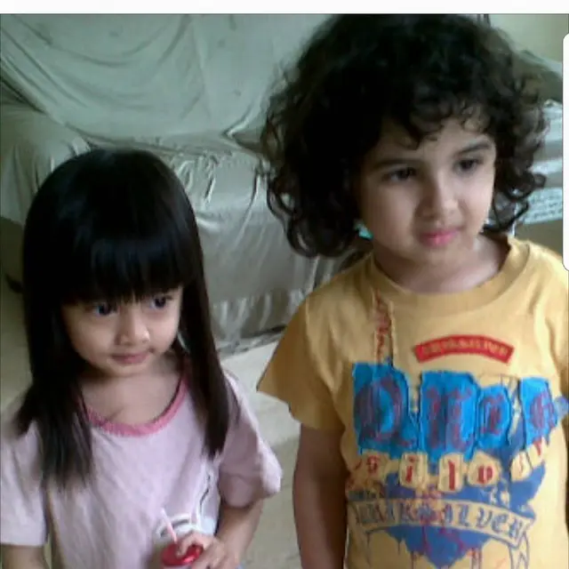 6 Potret Masa Kecil Aqeela Calista 'Dari Jendela SMP', Menggemaskan