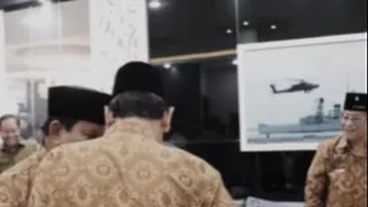 Tolak Duduk di Kursi Agum Gumelar