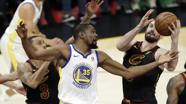 FOTO: Final NBA, Warriors Raih Kemenangan Kedua Atas Cavaliers
