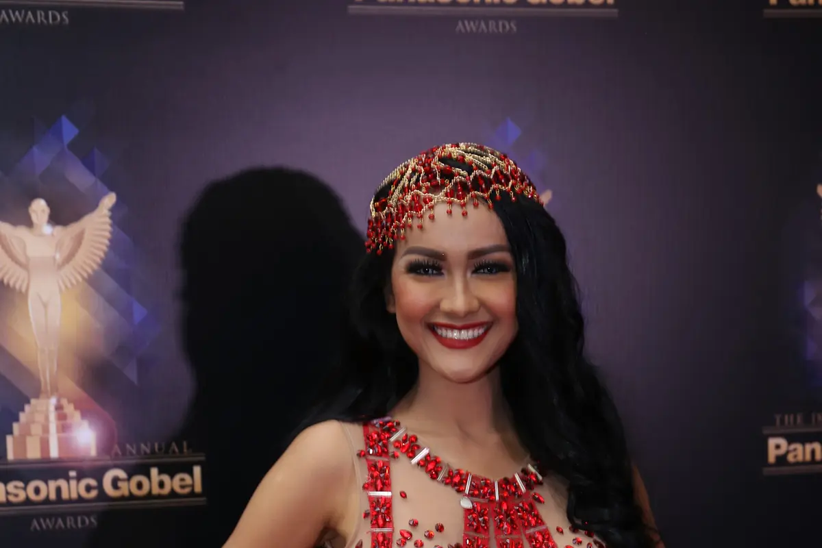 [Bintang] Julia Perez
