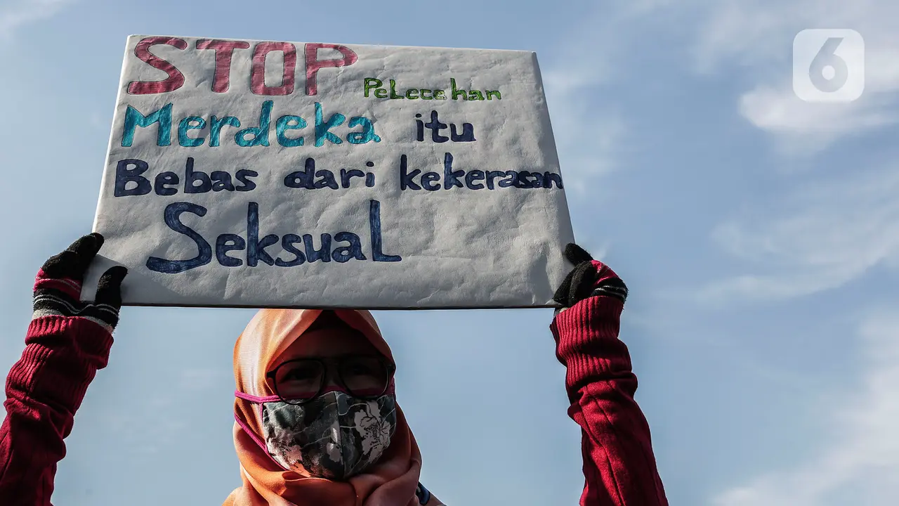 Desak Sahkan RUU PKS, Para Perempuan Geruduk Gedung DPR