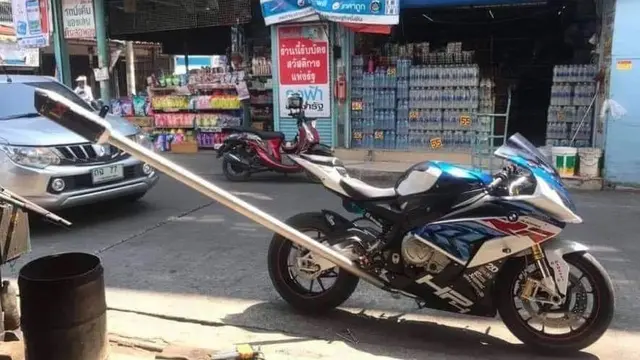 Punya Desain Absurd, Ini 7 Potret Modifikasi Knalpot Motor yang Nyeleneh