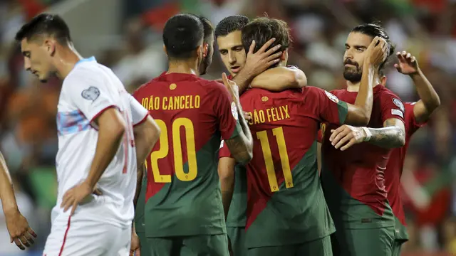 Foto: Cristiano Ronaldo Absen Akibat Akumulasi Kartu Kuning, Timnas Portugal Bantai Luksemburg di Kualifikasi Euro 2024