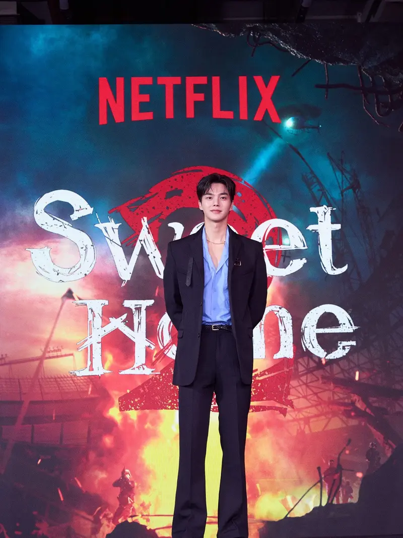 Song Kang dalam konferensi pers serial Sweet Home, Kamis (30/11/2023). (Foto: Netflix)