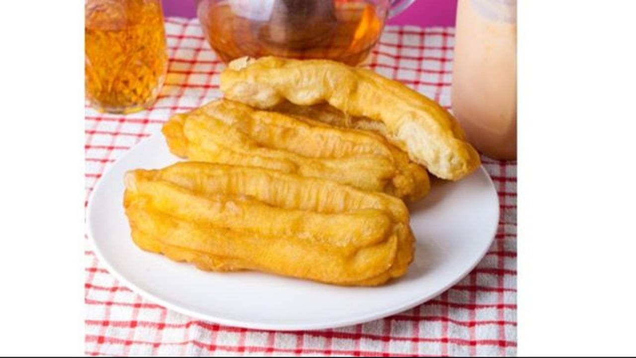 Cakwe Kue Khas Tiongkok