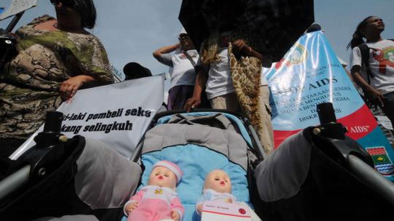 Peringati HIV/Aids se-dunia, ratusan aktivis padati Bundaran HI
