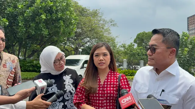 Kartu identitas (ID) liputan khusus Istana Kepresidenan milik wartawan CNN Indonesia TV Diana Valencia dikembalikan Biro Pers, Media, dan Informasi Sekretariat Presiden.