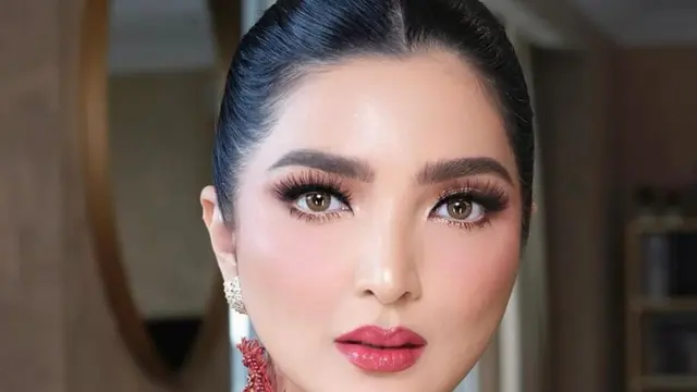 Detail riasan ashanty di acara kondangan. (credit:instagram.com/ashanty_ash)