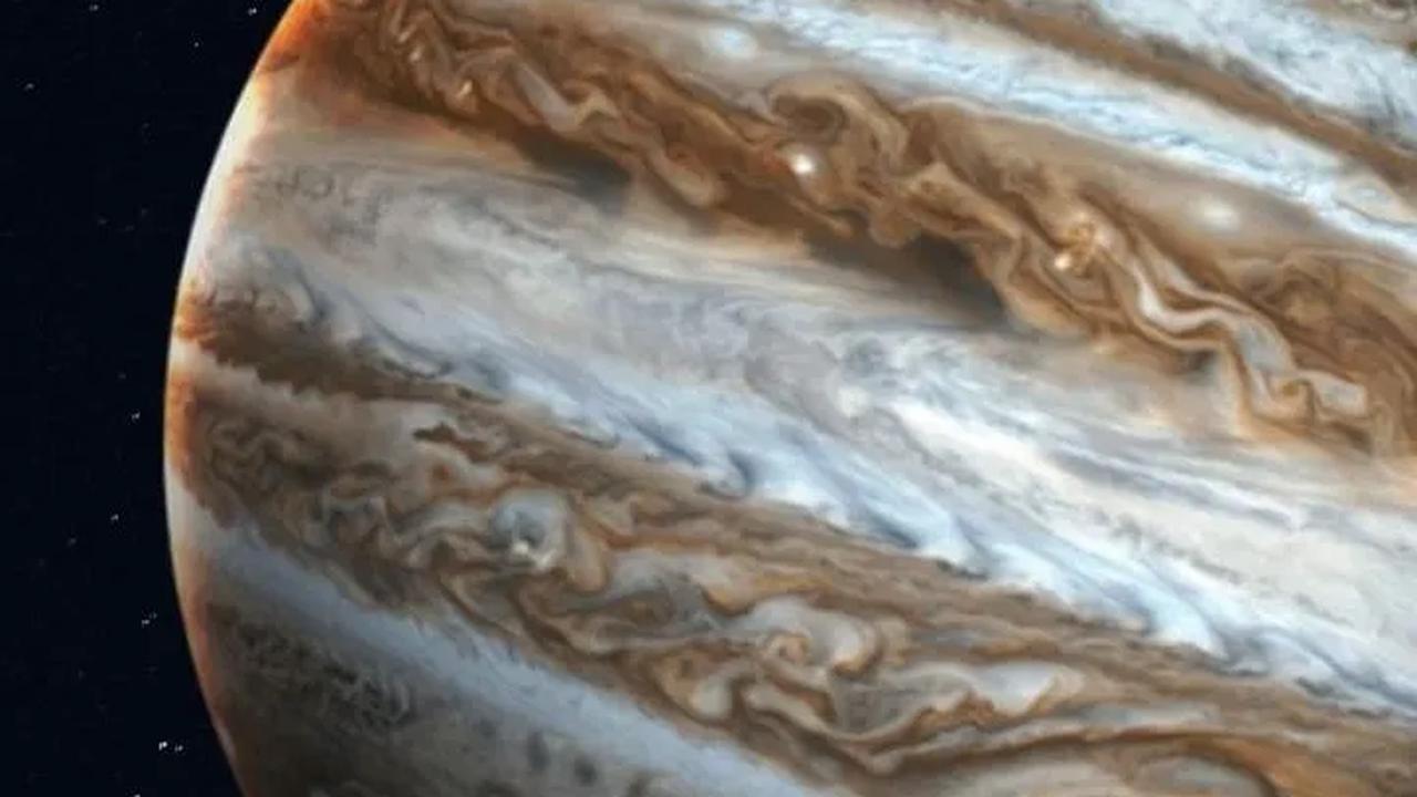 Rencananya puisi itu akan diterbangkan pada Oktober 2024  menggunakan pesawat ruang angkasa bernama Europa Clipper ke bulan Europa.&nbsp;