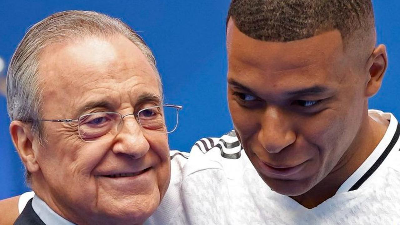 Mbappe yang mengenakan jersey bernomor 9 diperkenalkan secara langsung oleh Presiden Real Madrid,&nbsp;Florentino Perez.&nbsp;Foto: REUTERS/Juan Medina