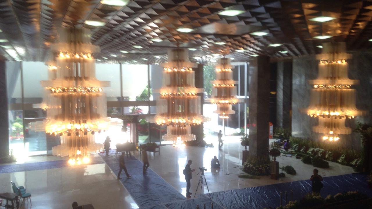 Bunga Penghias Ruang Pidato Raja Salman di DPR dari Impor