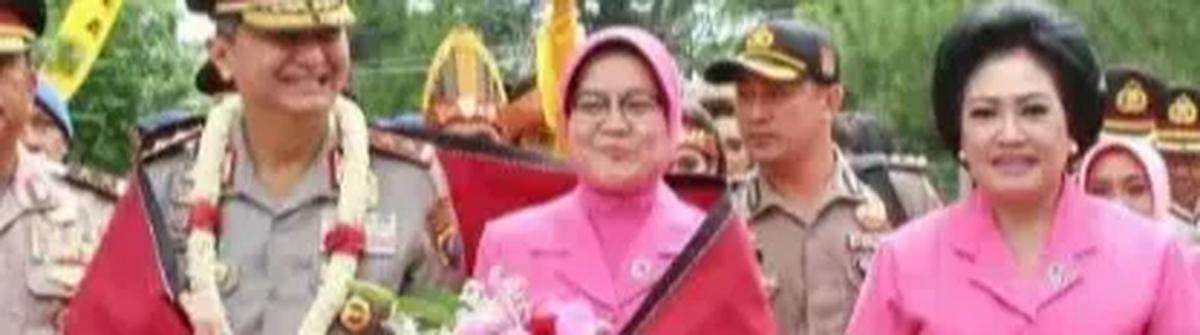 Komjen Rycko Amelza Dahniel baru saja dimutasi ke Densus 88. Sebelumnya dia menjabat Kalemdiklat Polri.