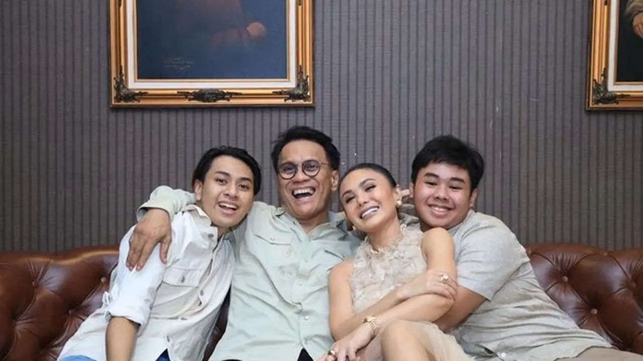 6 Potret Yuni Shara dan Mantan Suami, Kompak Meski Sudah 13 Tahun Berpisah