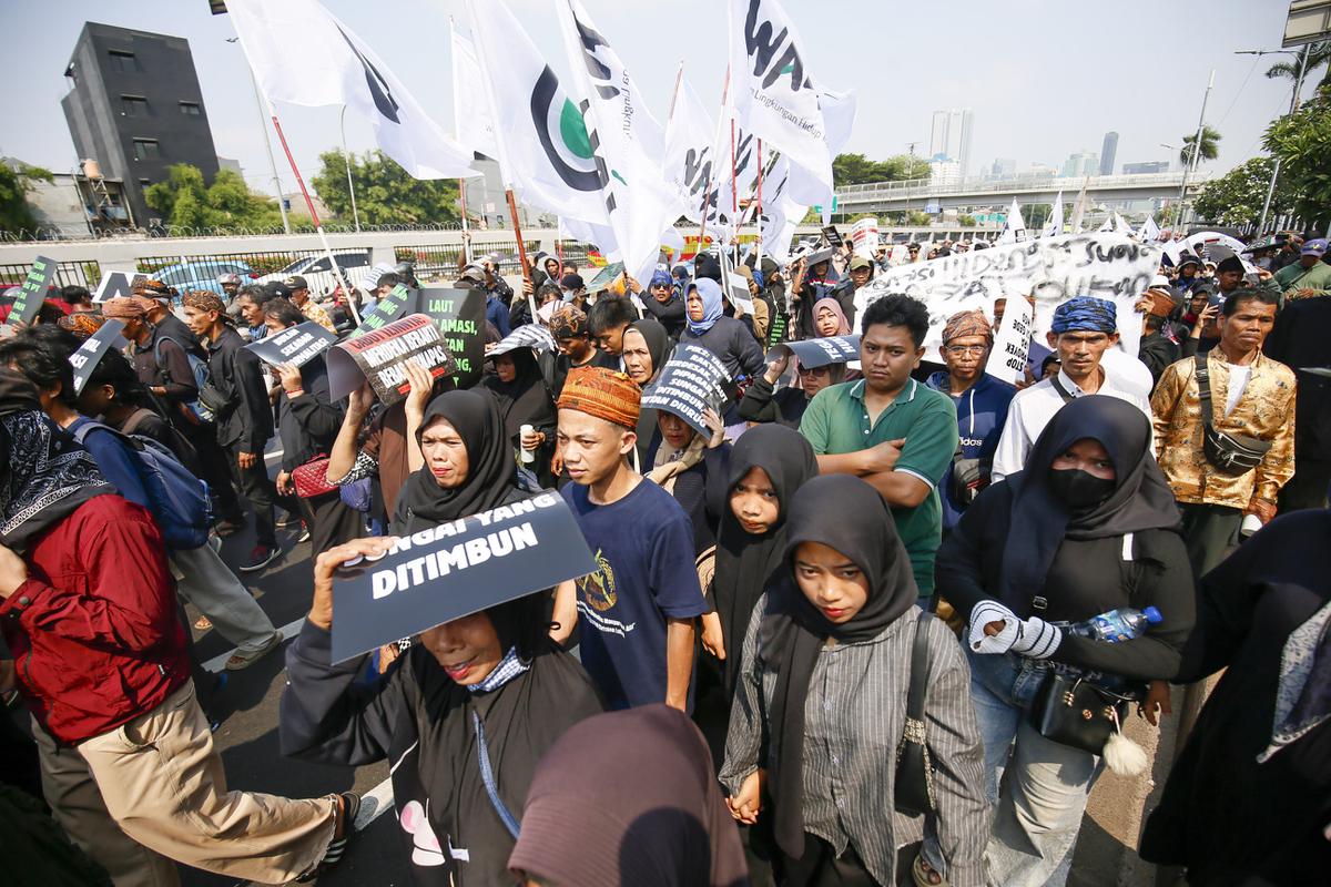 Long March Pejuang Lingkungan di Depan Gedung DPR
