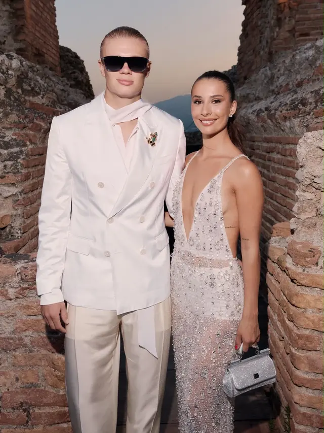 Bak Pengantin, Erling Haaland dan Kekasihnya Tampil Serasi di Dolce & Gabbana Alta Sartoria