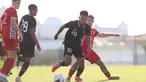Timnas Indonesia U-20 yang dipersiapakan menghadapi ajang Piala Dunia U-20 pada tahun 2023 mendatang terus melakukan uji coba selama pemusatan latihan di Turki. Setelah sempat menang 3-1 atas Moldova U-20 di pertemuan pertama, Hokky Caraka dkk gagal mengulang hasil tersebut usai ditahan imbang 0-0 oleh lawan yang sama pada laga kedua yang digelar di Emirhan Sport Center, Jumat (4/11/2022) malam WIB. (Dok. PSSI)
