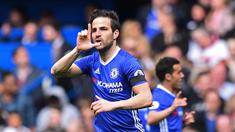 Cesc Fabregas adalah salah satu pemain Spanyol yang saat ini berseragam Chelsea dan telah  bermain sebanyak 37 kali serta mencetak tujuh gol. (AFP/ Glyn Kirk) 