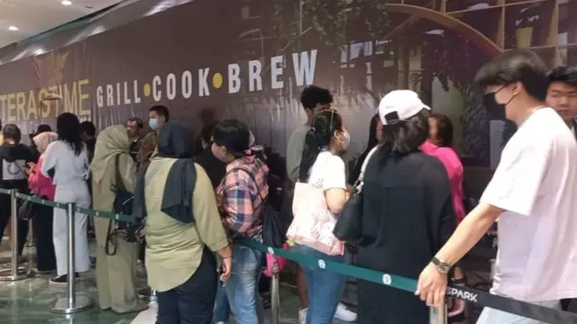 Tumbler Starbucks Berlian Seharga Rp2juta Pilihan Lisa BLACKPINK Habis dalam 5 Menit