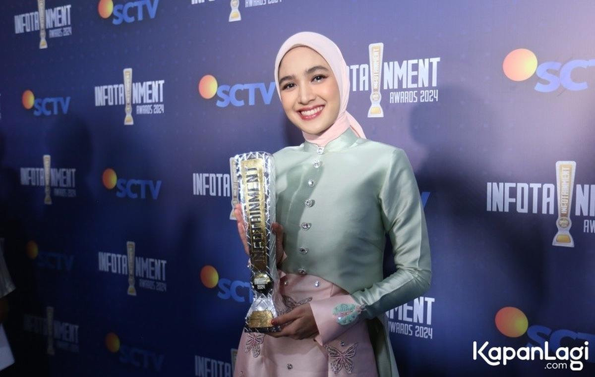 "Alhamdulillah diberikan kesempatan dikasih apresiasi lagi oleh Infotainment Awards, tahun ini dapet piala lagi, " sambungnya.