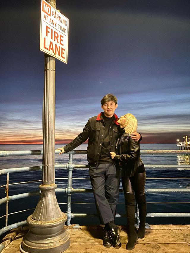 Momen Manis Rinni Wulandari dan Jevin Julian