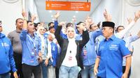 Beberapa artis dan politisi PAN ikut mengantarkan pasangan Capres Prabowo Subianto dan Gibran Rakabuming Raka.