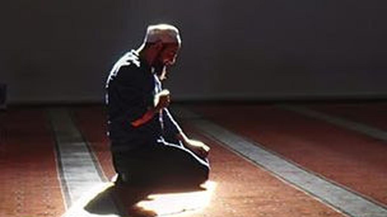 Doa Setelah Sholat Subuh Mohon Rezeki<br>