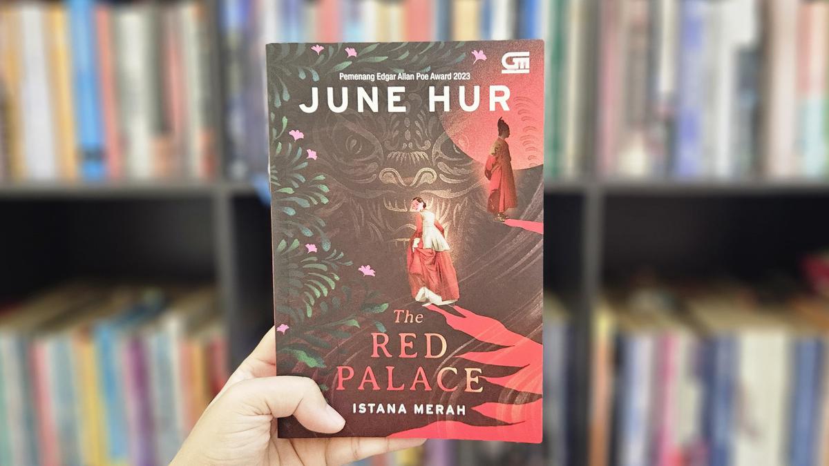 Review Buku Novel The Red Palace (Istana Merah)