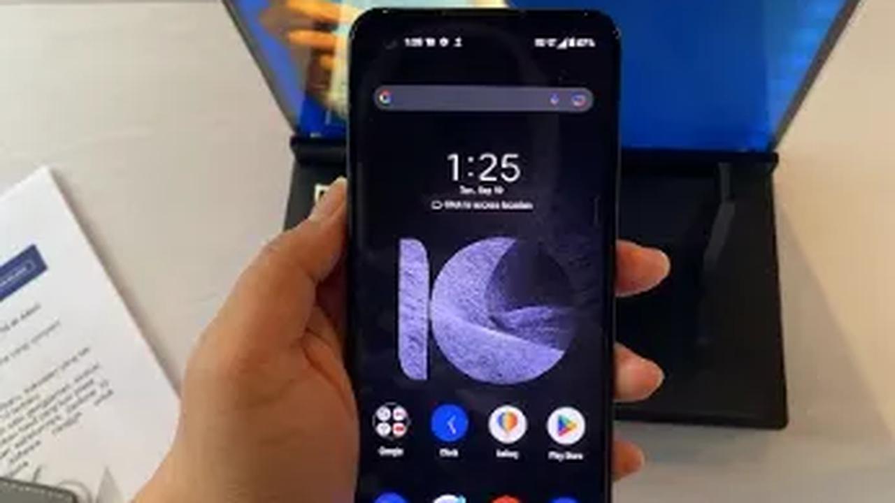Advent Jose, ASUS Mobile Phone Product Marketing Indonesia, mengatakan Zenfone 10 ini cocok untuk pengguna smartphone dan para Tech Savvy.&nbsp;