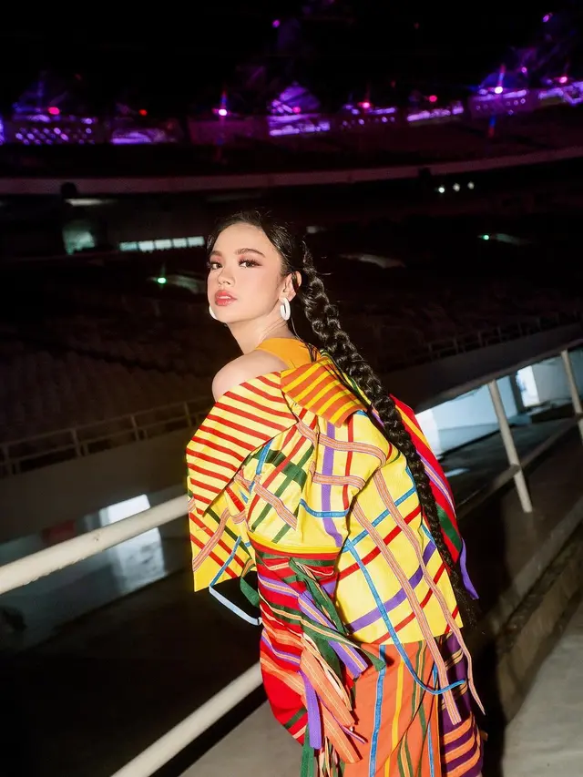 Make Up Peach Lyodra