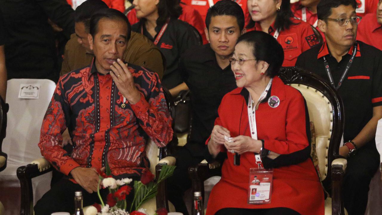 Ini Alasan PDIP Pecat Jokowi Sebagai Kader