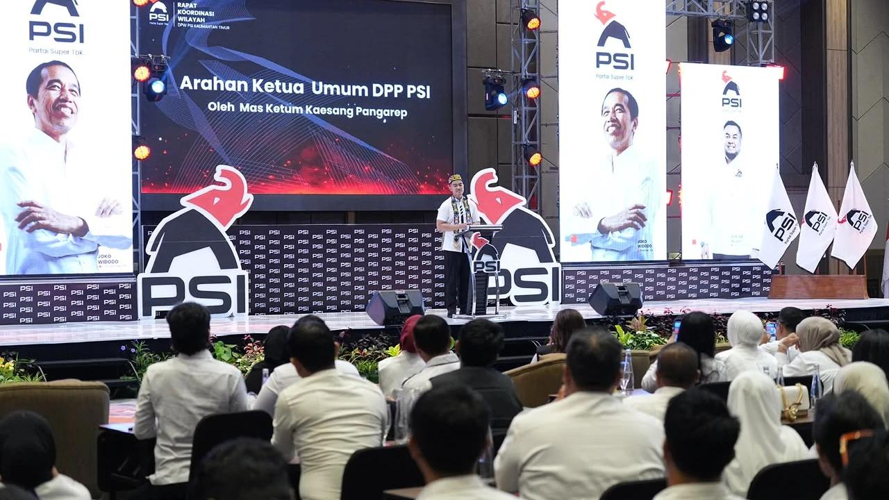 Momen Kaesang Kaget Foto Jokowi Lebih Banyak di Rakorwil PSI Kaltim